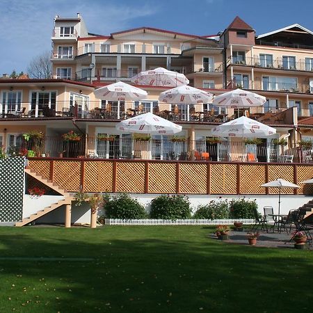Hotel Eva à Mrągowo Extérieur photo