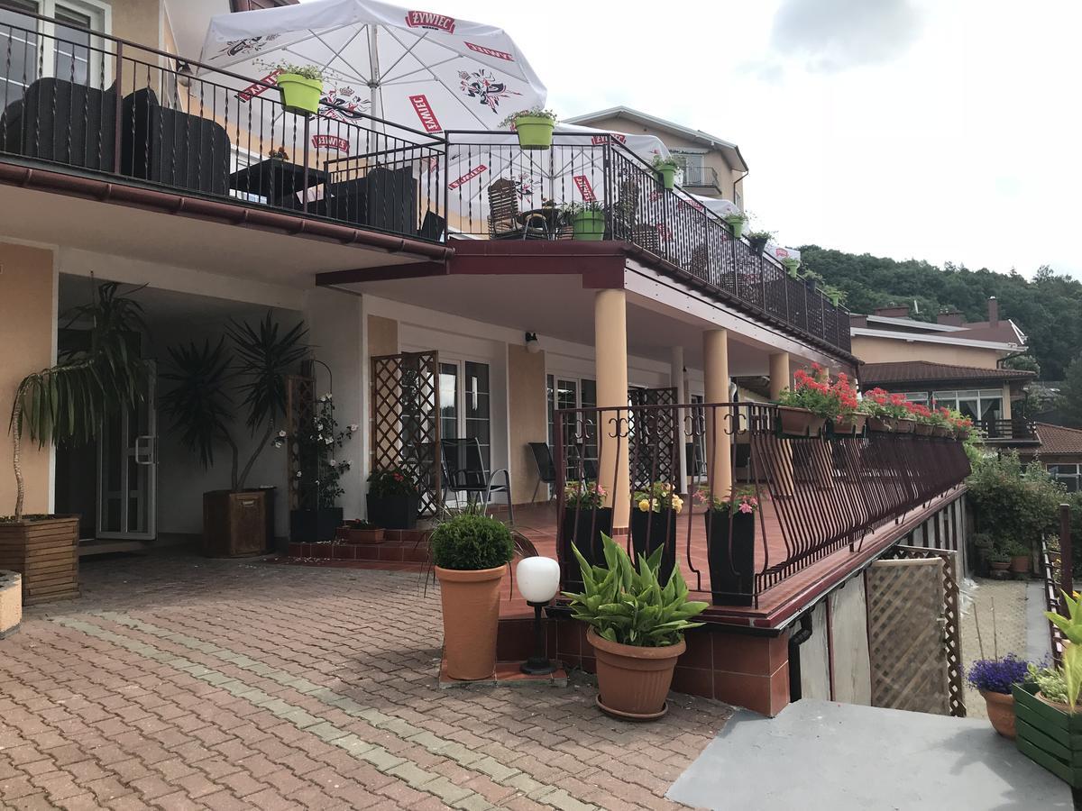 Hotel Eva à Mrągowo Extérieur photo