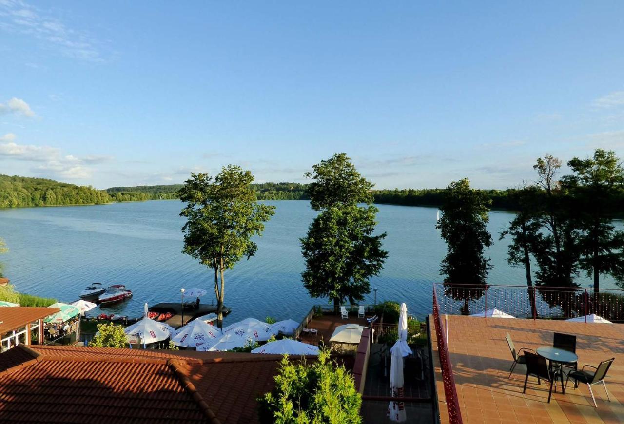 Hotel Eva à Mrągowo Extérieur photo